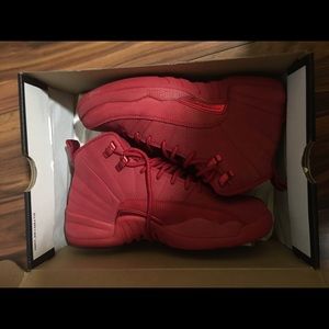 Gym red 12s size 6Y